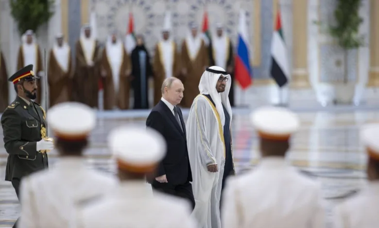 رئيس الإمارات محمد بن زايد يستقبل الرئيس الروسي فلاديمير بوتين