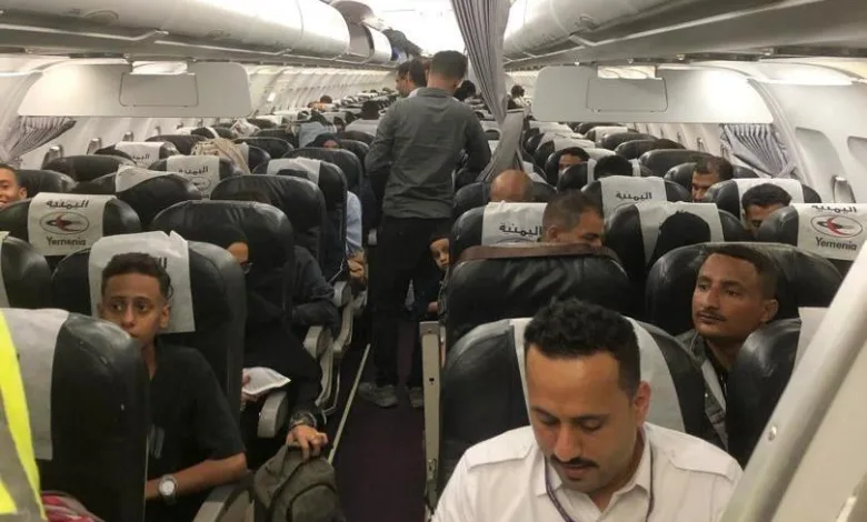 مطار عدن وصول رحلة تحمل العالقين في السودان