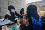 غريفيث يطلق تحذيراً بشأن الكوليرا وسوء التغذية في اليمن