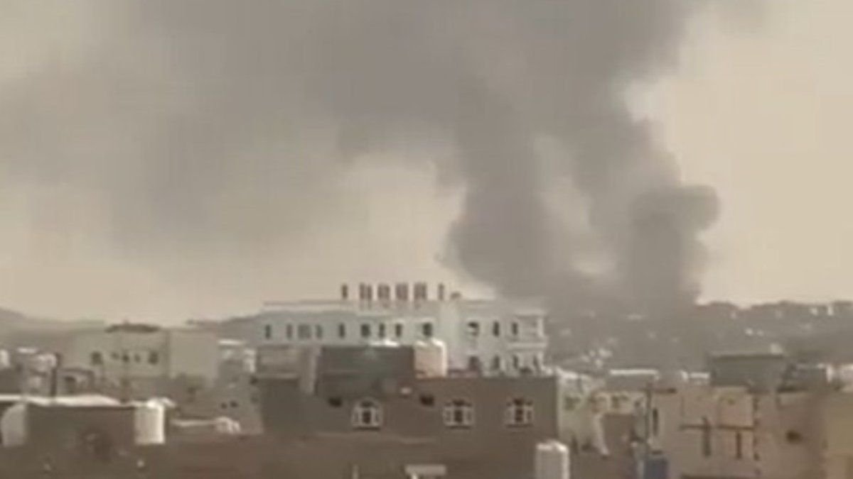 مأرب: قتيلان و14 جريحاً في هجمات الحوثيين ضد أحياء ومواقع نزوح