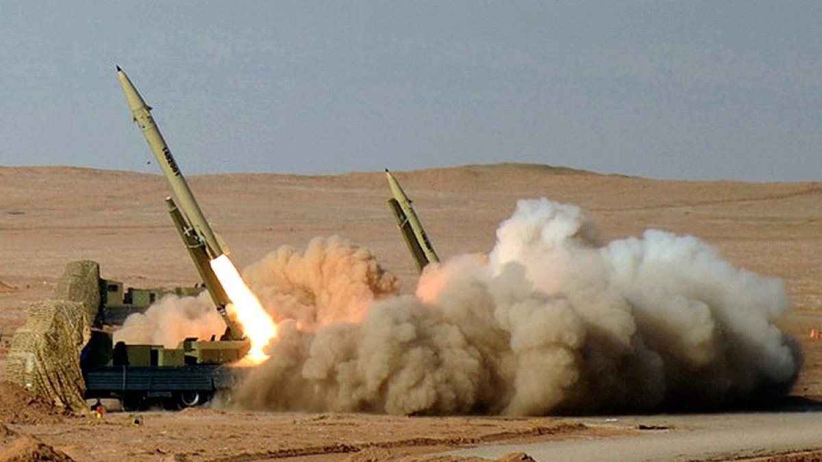 فحص حطام الصواريخ الحوثية في المخا يكشف هويتها الإيرانية