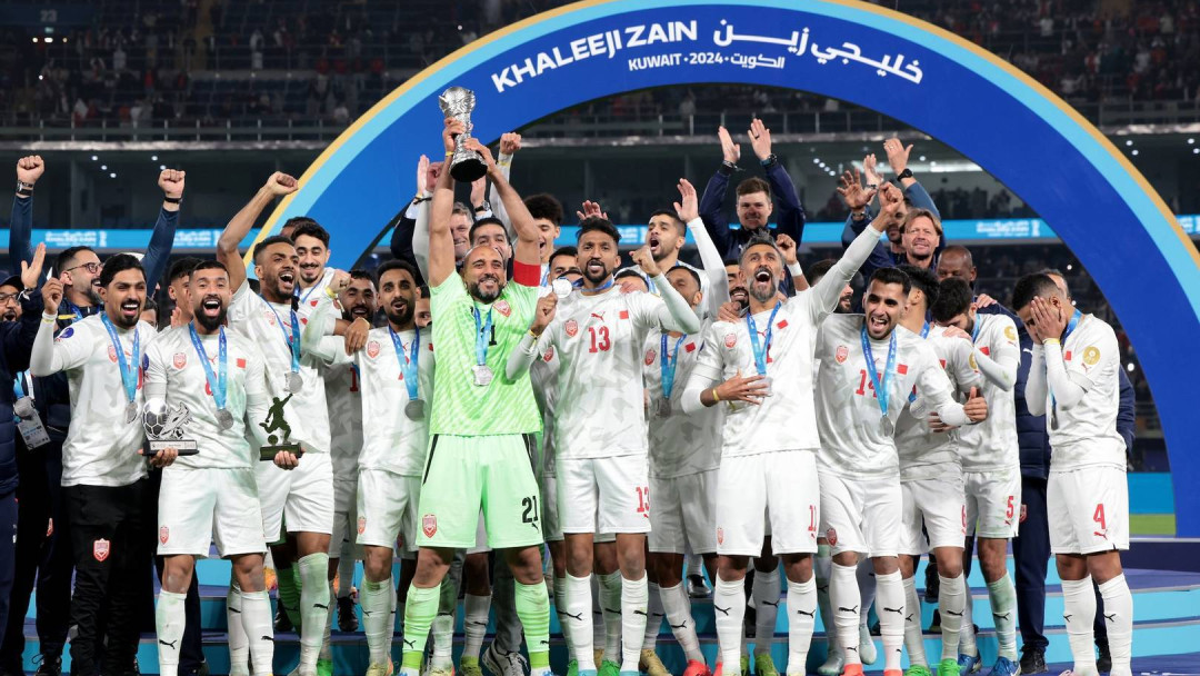  البحرين تتوج بكأس "خليجي 26" في الكويت بعد فوز مثير على عُمان